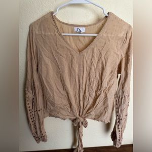 Long sleeve cropped shirt